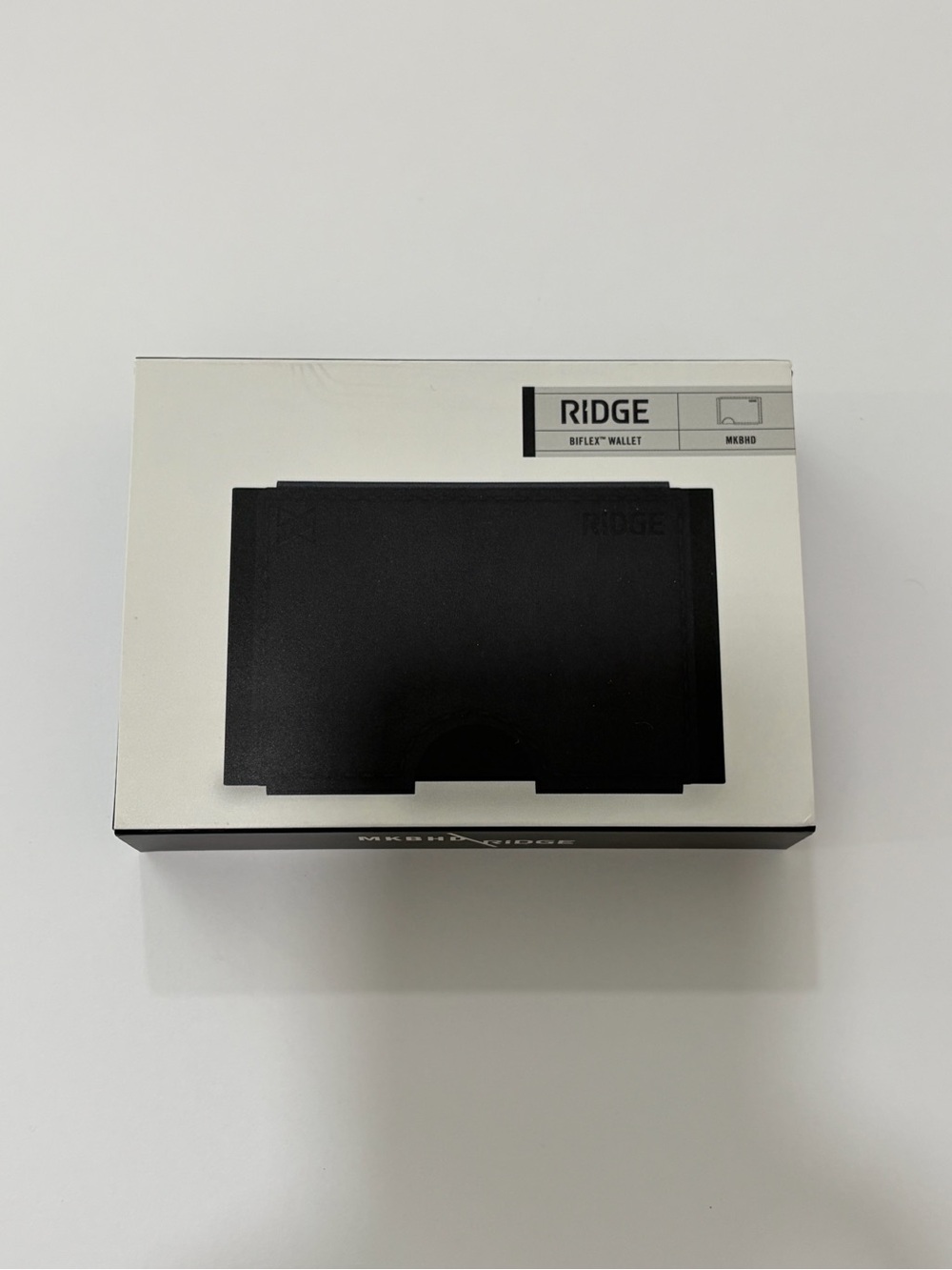 Ridge x MKBHD BiFlex Wallet - Black Full Grain Leather.